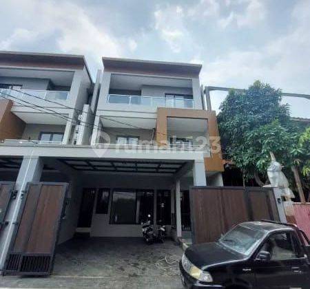 Rumah mewah siap huni di Pancoran Jakarta  1