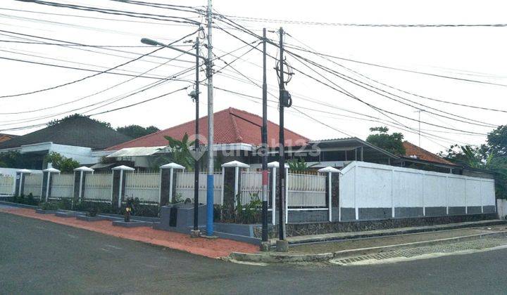 Rumah Dijual Mewah Tanah Luas Komplek Waringin Permai 1