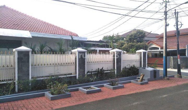 Rumah Dijual Mewah Tanah Luas Komplek Waringin Permai 2