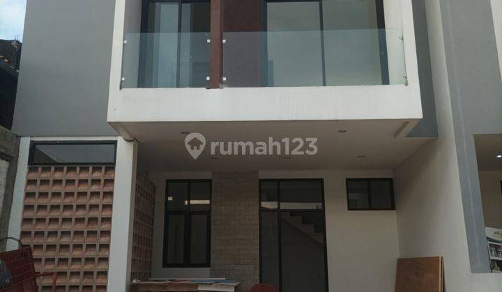 Rumah Minimalis Modern Termurah Jakarta Timur 1