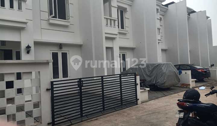 Rumah American Clasik Lingkungan Cluster Aman Nyaman 2