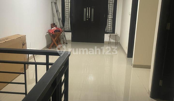 Strategic Ready-to-Occupy House Near Lrt Cikunir 2