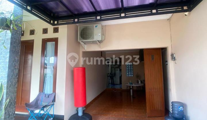 Rumah Desain Bagus Dalam Komplek 2