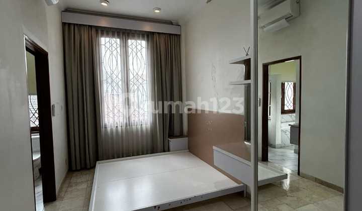 Luxury Ready-to-Occupy House Near Rawamangun LRT 2
