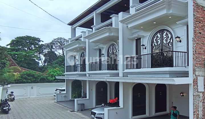 Rumah Di Jual Dalam Komplek Di Jagakarsa 1