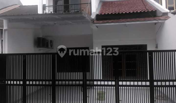 Rumah Dijual Di Pondok Bambu Jakarta Timur 1