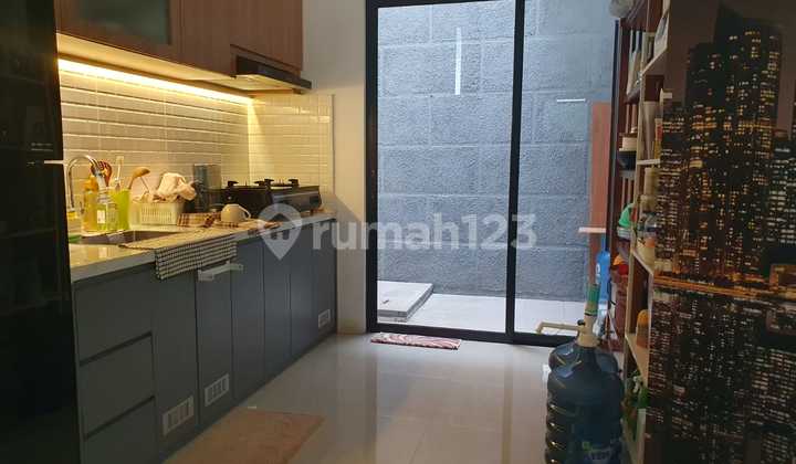 Rumah Siap Huni Di Pinggir Jalan Utama Jagakarsa 2