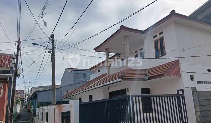 Ready-to-Occupy House in Kalisari, Pasar Rebo, East Jakarta Ready-to-Occupy House in Kalisari, Pasar Rebo, East Jakarta