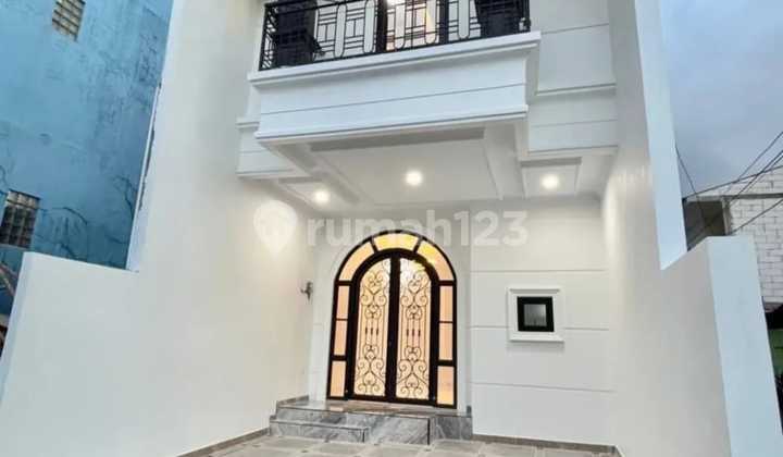 Ready-to-Occupy House in Kahfi 1 Jagakarsa, South Jakarta Ready-to-Occupy House in Kahfi 1 Jagakarsa, South Jakarta