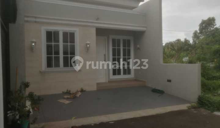 Rumah Baru Di Ciracas Jakarta Timur Rumah Baru Di Ciracas Jakarta Timur