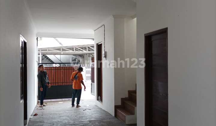 Rumah Kos Siap Huni Strategis Duren Sawit 1
