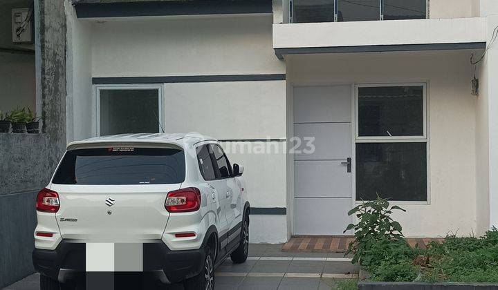 Rumah Bagus Unfurnished SHM di Jalan Telkom, Bekasi 1