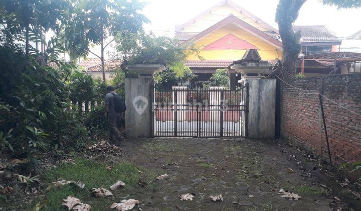 Rumah 1,5 Lantai SHM Ditengah Kota Semarang  1