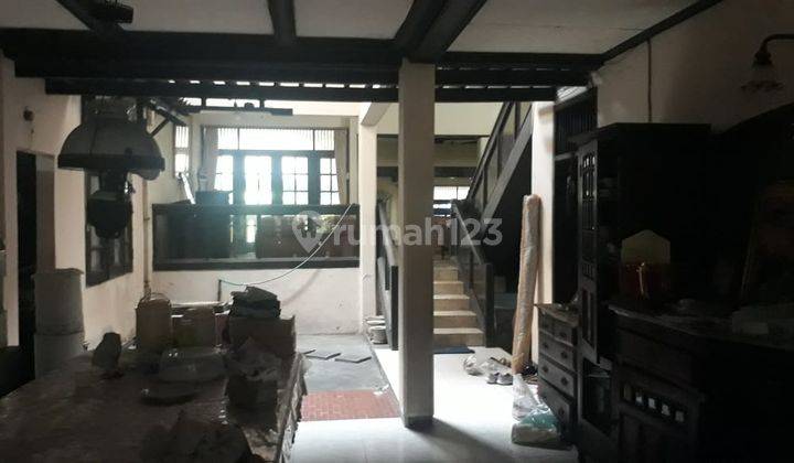 Rumah 1,5 Lantai SHM Ditengah Kota Semarang  2