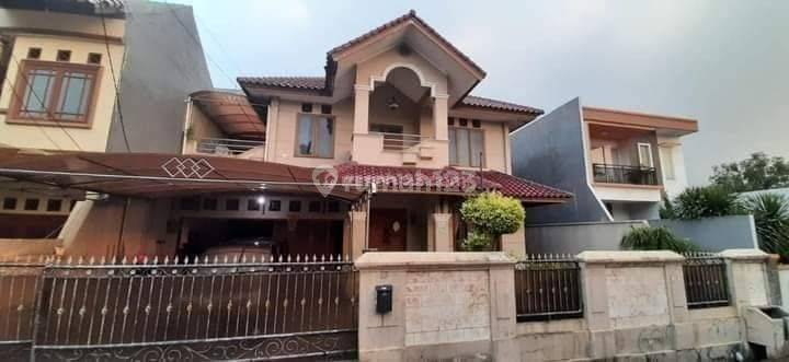 Rumah 2 Lantai Bagus Asri di Jalan Curug , Jakarta Timur 2