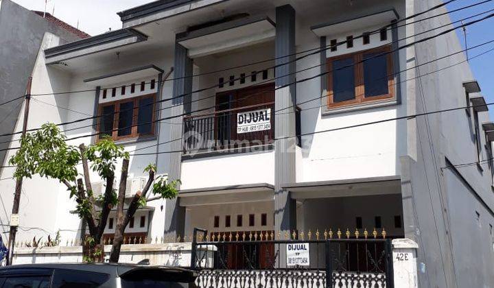 Rumah 2 Lantai Bagus SHM di Kayu Putih , Jakarta Timur 1