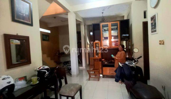 Rumah 2 Lantai Bagus  di Pondok Bambu , Jakarta Timur 2