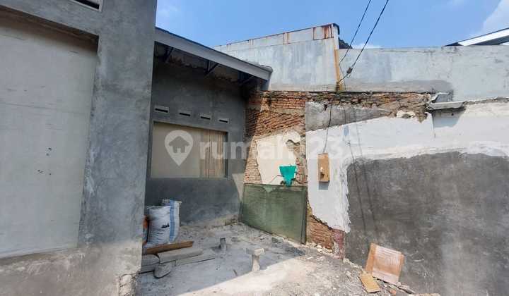 Rumah Bagus Unfurnished SHM di Jatiwaringin Bekasi 2
