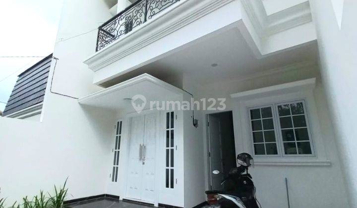 Rumah 2 Lantai SHM di Kavling Dki Pondok Kelapa , Jakarta Timur 1