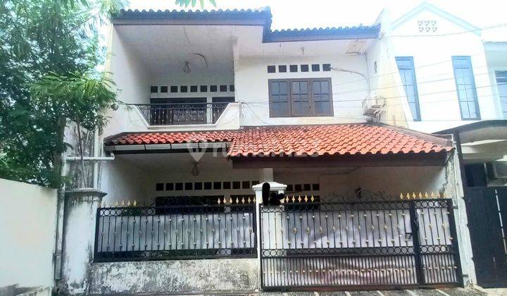 Rumah 2 Lantai Mewah SHM Komplek Billymoon Jakarta Timur  2