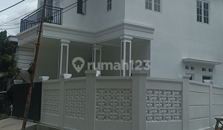 Rumah Baru Dijatiwaringin Pondok Gede