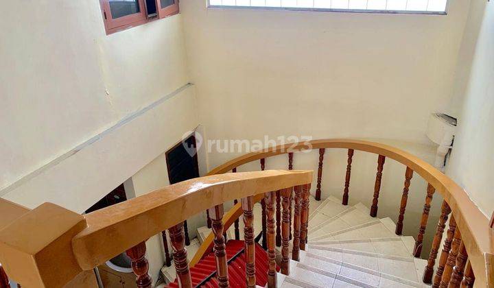 Rumah 2 Lantai Semi Furnished di Utan Kayu , Jakarta Timur 2