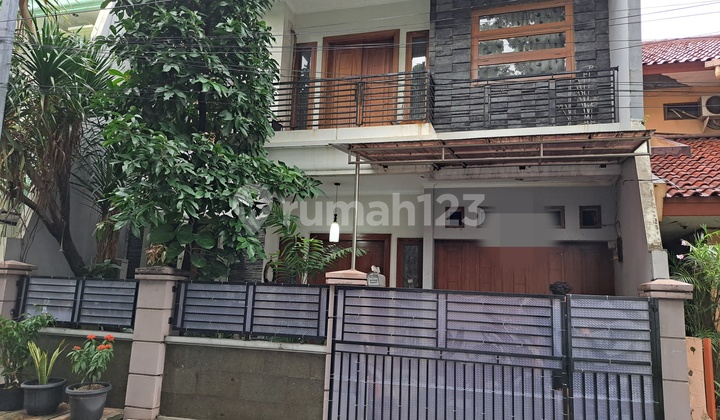 2-Story House Ready to Occupy in Rawamangun, East Jakarta 2