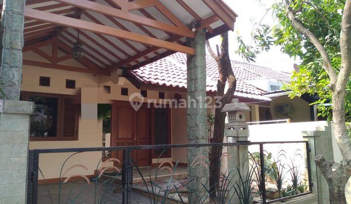 Rumah 2 Lantai Bagus di Komplek Pondok Kelapa , Jakarta Timur 1