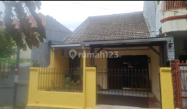 Rumah 1, 5 Lantai Bagus Pondok Kelapa Jakarta Timur  1