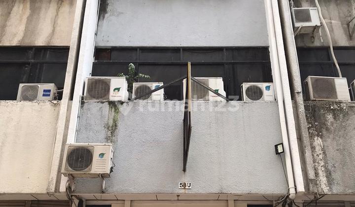 Ruko Stragis Di Kawasan Bisnis Cikini Ruko Stragis Di Kawasan Bisnis Cikini