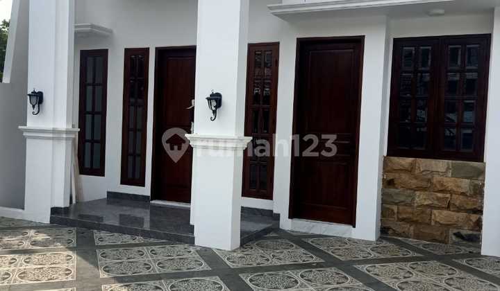 Rumah Mewah Baru 2 Lantai Duren Sawit Jakarta Timur