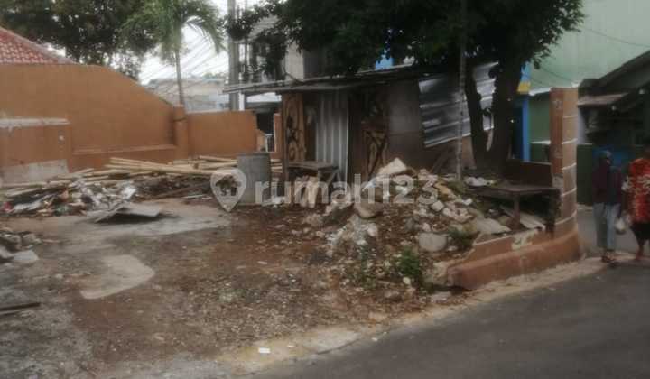 Ready-to-Occupy Landed House in Bambu Apus, East Jakarta 2