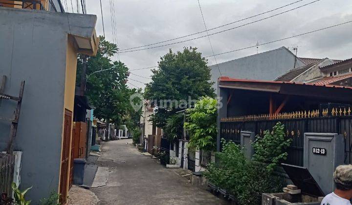 Kost 8 Kamar 2 Lantai di Komp Ptb Duren Sawit, Jakarta Timur SHM 2