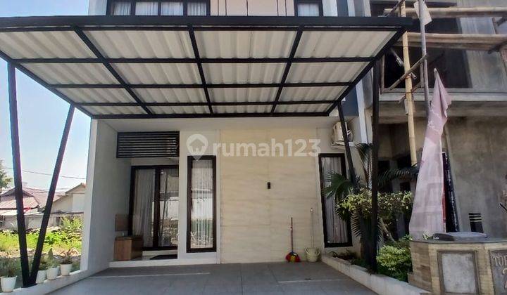 Rumah Townhouse 3 Lantai Baru + Lift SHM di Pejaten, Jakarta Selatan 1