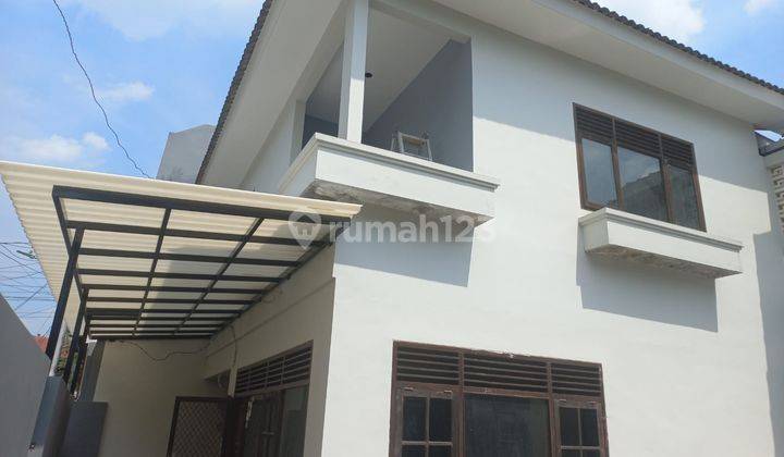 Rumah 2 Lantai Baru Renovasi di Rawamangun, Jakarta Timur 2