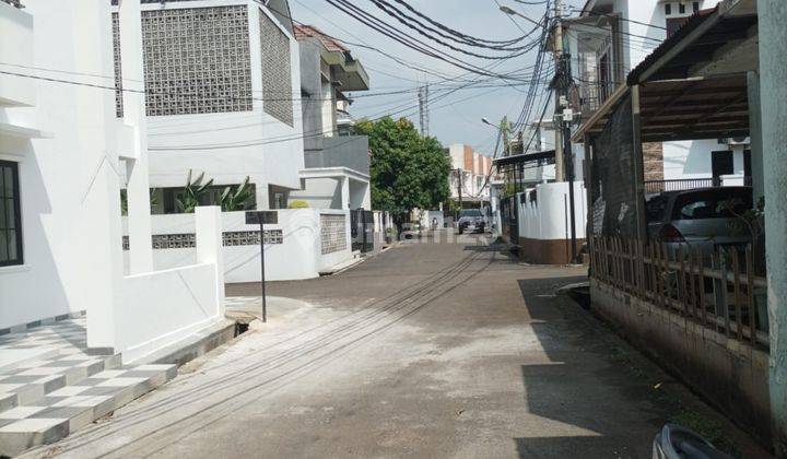 Rumah 2 Lantai Hook SHM di Jatibening, Bekasi 2