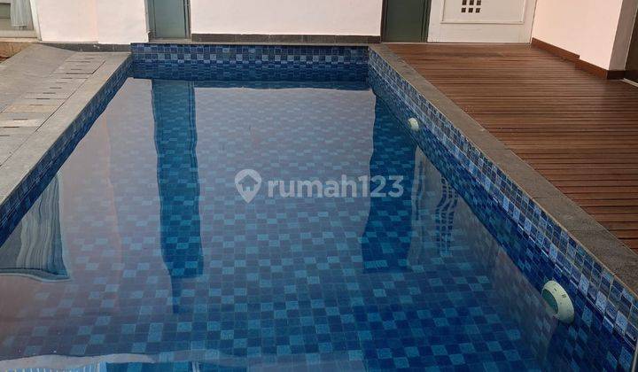 Rumah 3 Lantai Full Furnished di Cipinang, Jakarta Timur 2