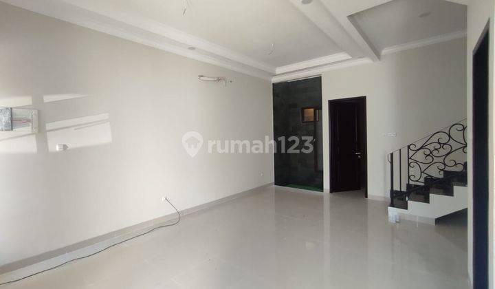 Rumah Bagus Siap Huni di Jl. Ikan Rawamangun, Jakarta Timur 2