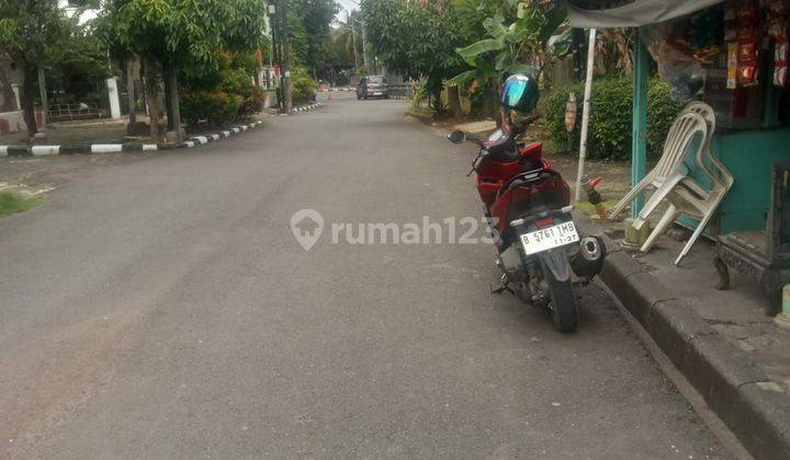 Tanah di Pondok kelapa jakarta timur 180 SHM m² 2