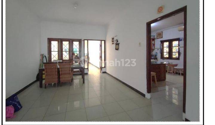 Jual B.u. Rumah Luas Cocok Untuk Kost di Mampang, Jakarta Selatan 2