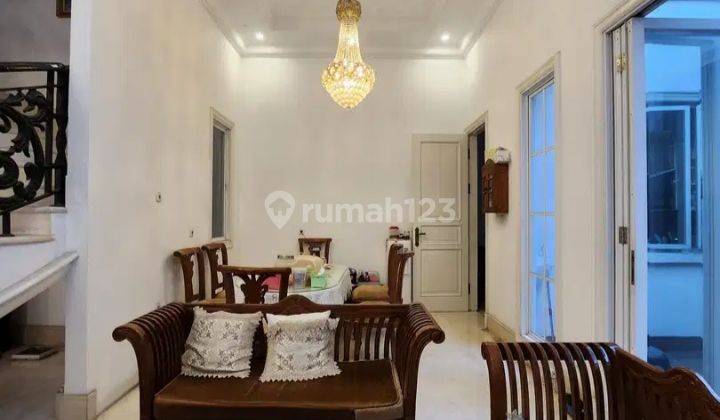 Rumah Mewah Full Furnished di Komplek Billymoon, Pondok Kelapa 2