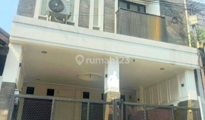 Rumah 2 lantai dalam komplek Buaran Duren sawit jakarta furnish 1