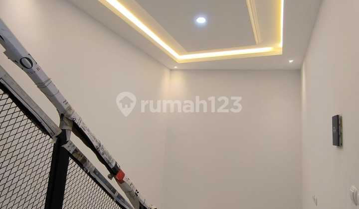 Cluster Minimalis 3 Lantai dekat Stasiun LRT dan Al Azhar Rawamangun 2