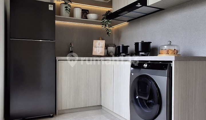 Exclusive Modern New 3-Storey Housing in Front of Jatikarya Toll Gate, Cibubur 2