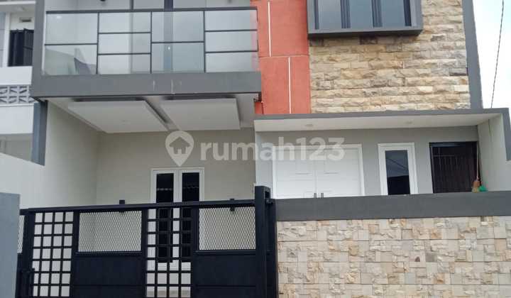 Rumah Bagus SHM Pasar Minggu, Jakarta Selatan Rumah Bagus SHM Pasar Minggu, Jakarta Selatan