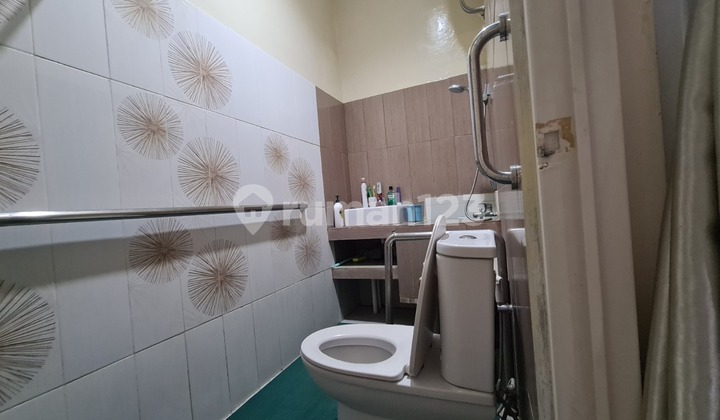 2-Storey Ready-to-Occupy House with SHM in Klender, East Jakarta 2