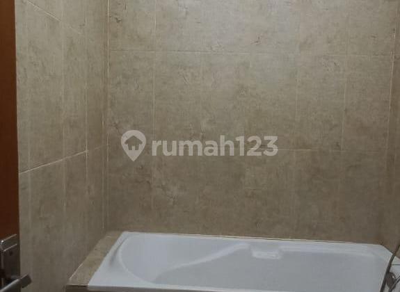 For Rent 2-Story House Suitable for Residence, Boarding House, Office, and Other Businesses Location in Melawai Kebayoran Baru South Jakarta Near Blok M and MRT Blok M 2