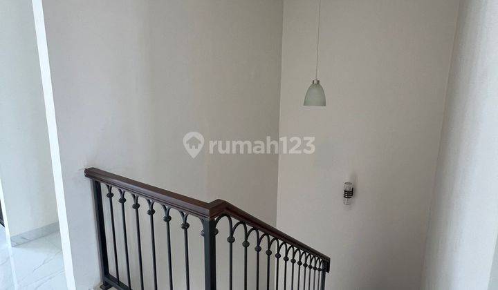 Rumah 2 Lantai Baru SHM di Jatiwaringin, Jakarta Timur 2