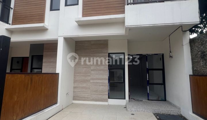 Rumah Baru selangkah ke jalan raya kodau akses tol jati warna Rumah Baru selangkah ke jalan raya kodau akses tol jati warna