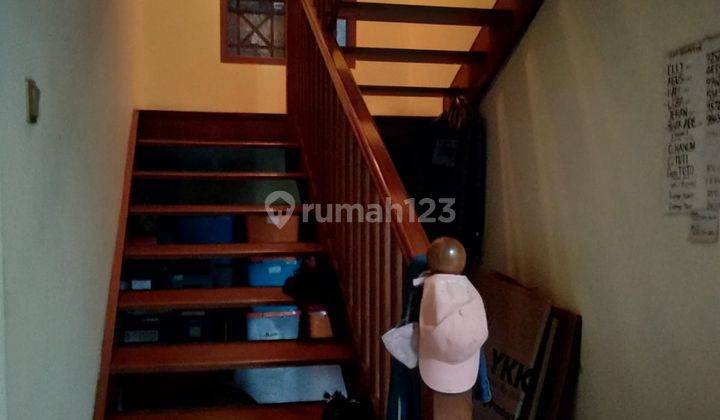 Rumah Besar 2 Lantai Strategis di Komplek Tanjung Barat, Jakarta Selatan 2